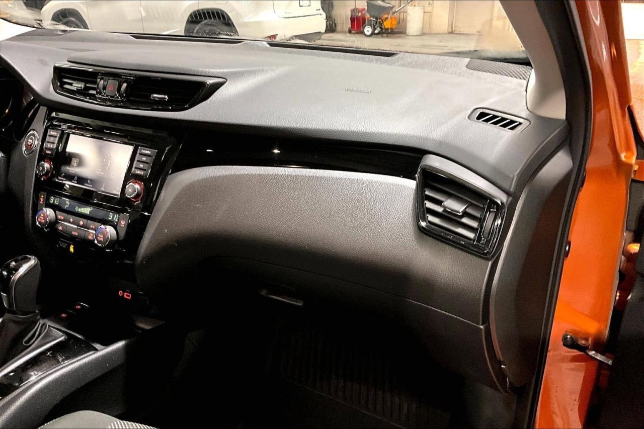 2021 Nissan Qashqai SV Photo