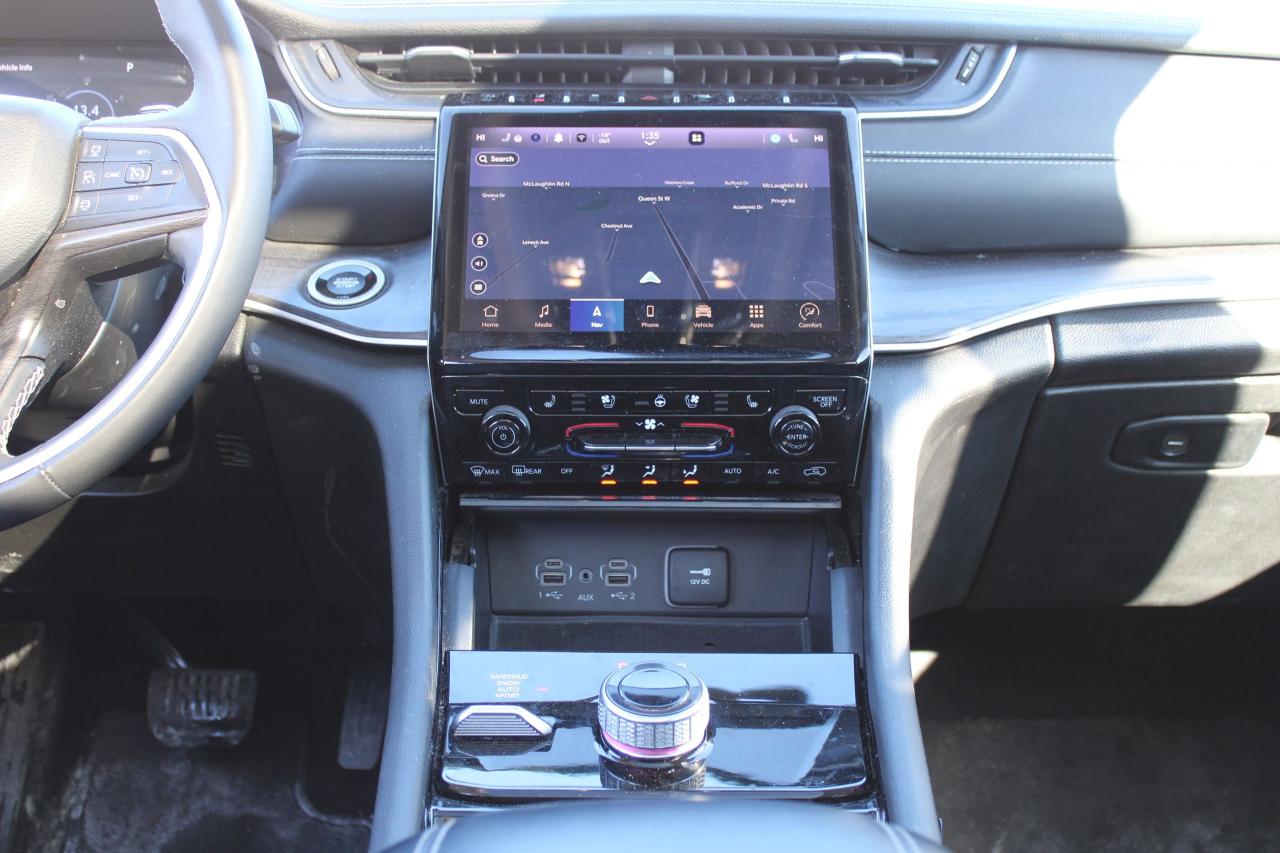 2023 Jeep Grand Cherokee Limited Photo