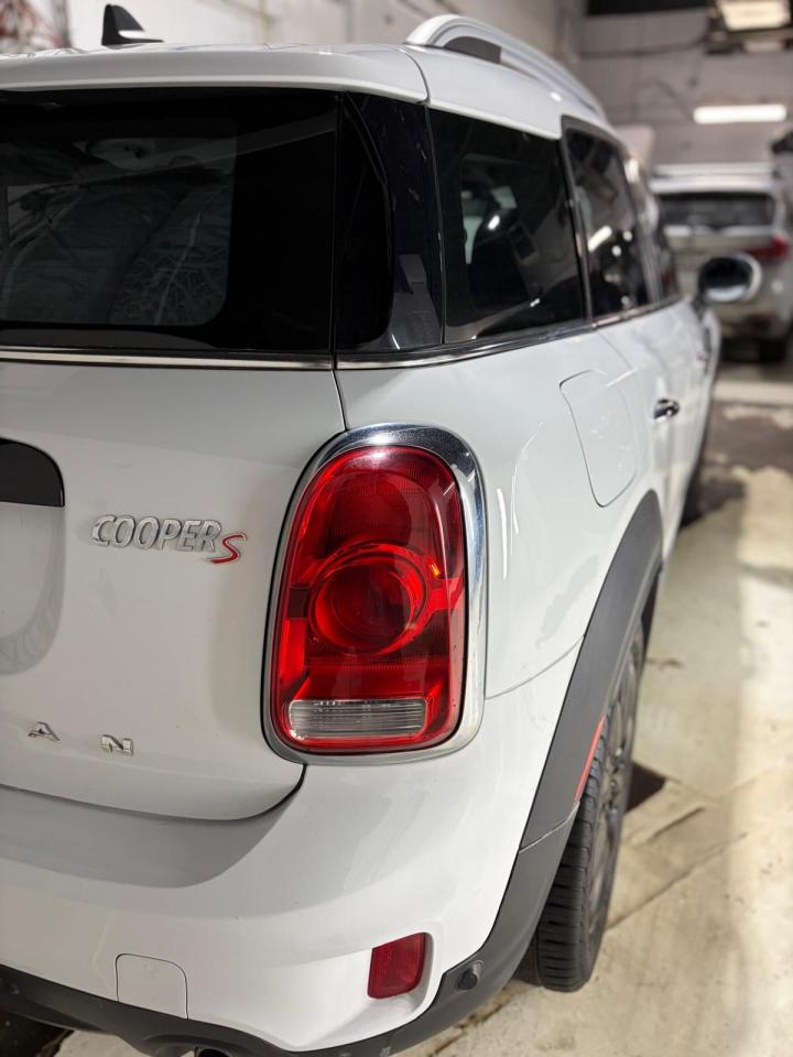 2018 MINI Cooper Countryman Cooper S Photo2