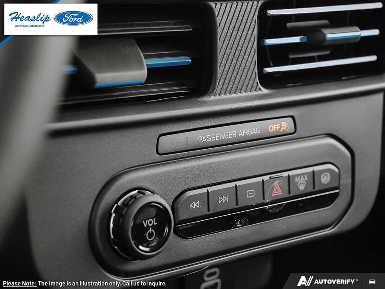 2026 Ford Maverick XLT Photo