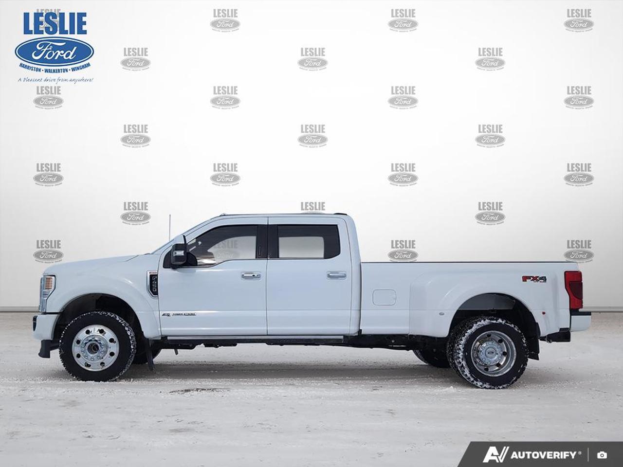 2022 Ford F-450 Limited 4WD Crew Cab DRW 8' Box Photo2