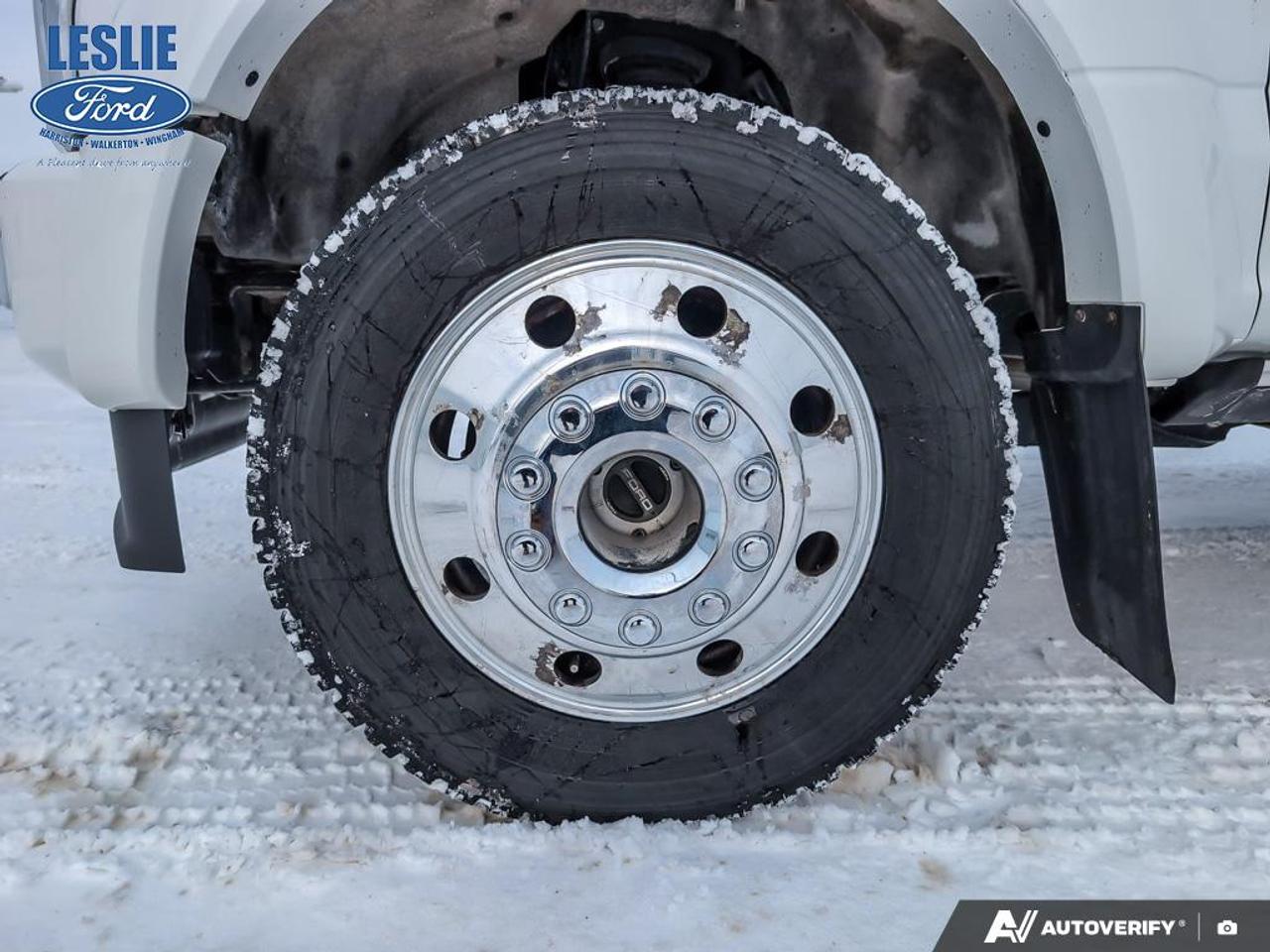 2022 Ford F-450 Limited 4WD Crew Cab DRW 8' Box Photo