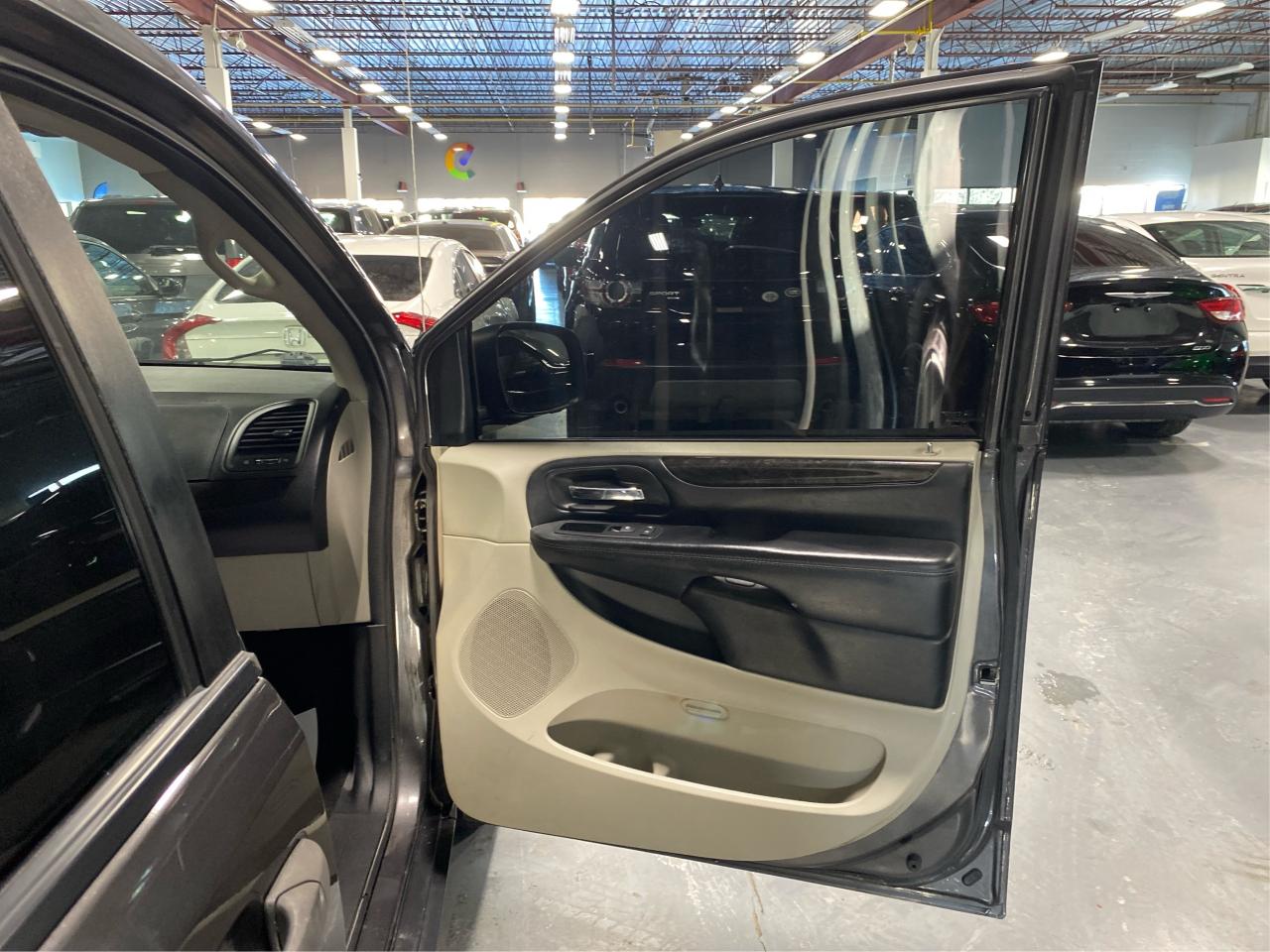 2017 Dodge Grand Caravan CVP WHEELCHAIR MOBILITY Photo