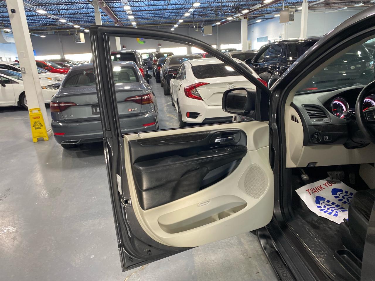 2017 Dodge Grand Caravan CVP WHEELCHAIR MOBILITY Photo