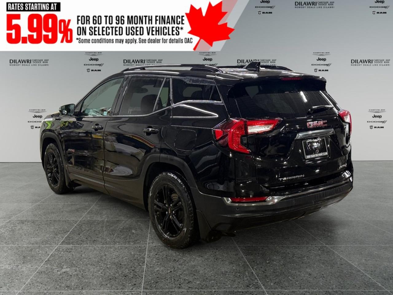 2022 GMC Terrain AWD 4dr AT4 Photo2