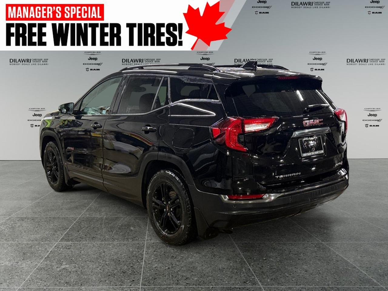2022 GMC Terrain AWD 4dr AT4 Photo2