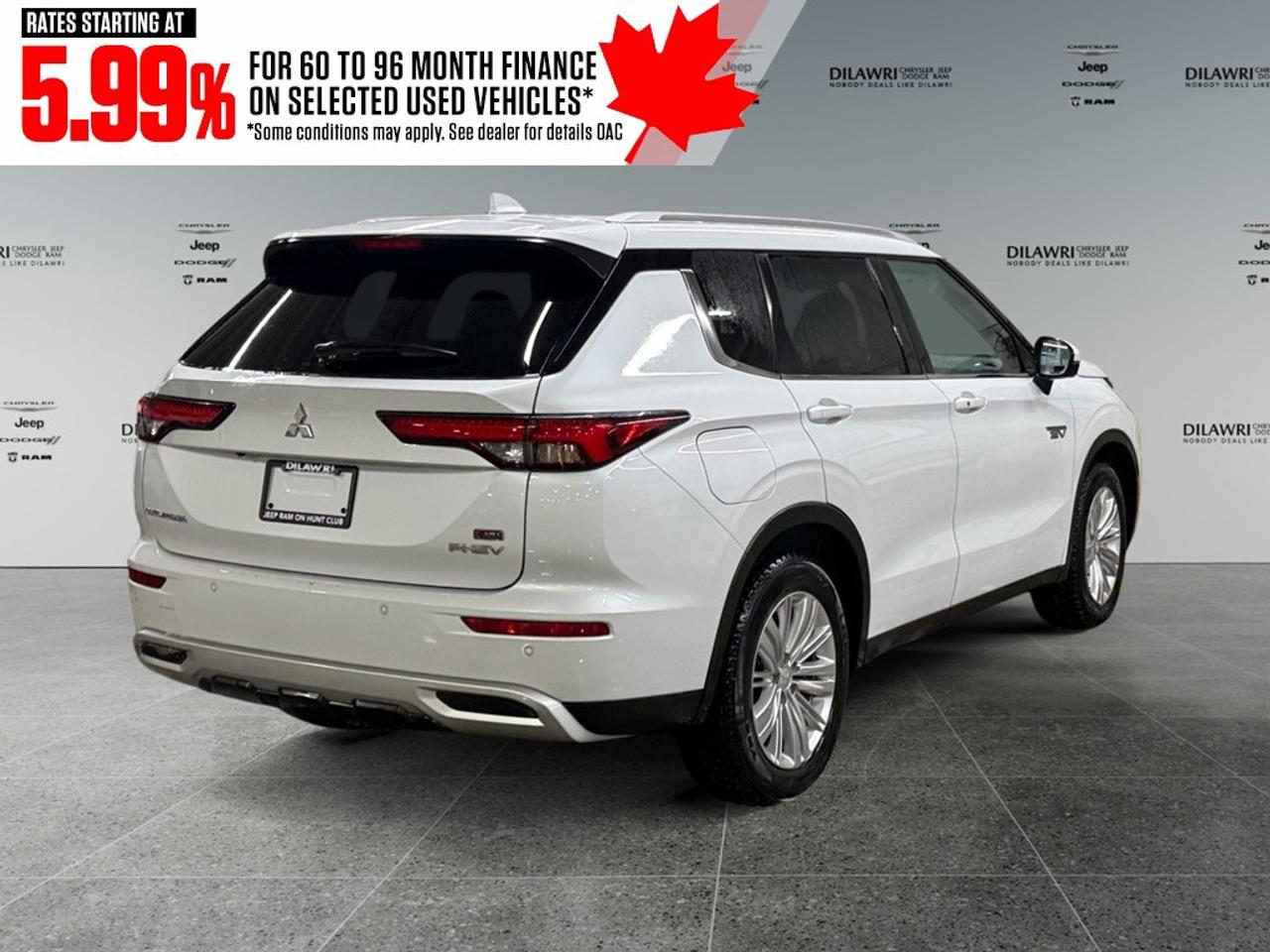 2023 Mitsubishi Outlander Plug-In Hybrid LE S-AWC Photo