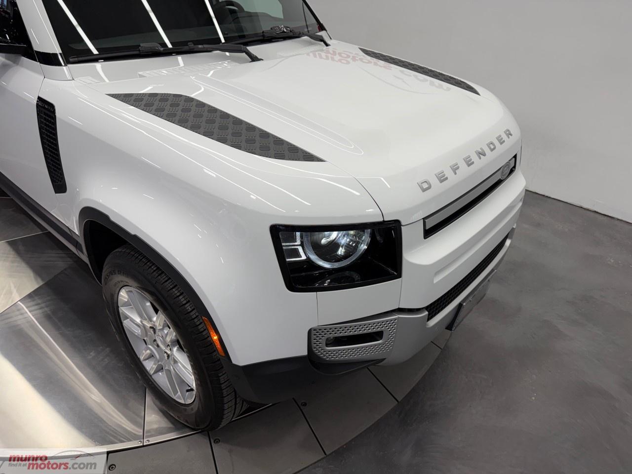 2025 Land Rover Defender 110 P300 S Photo