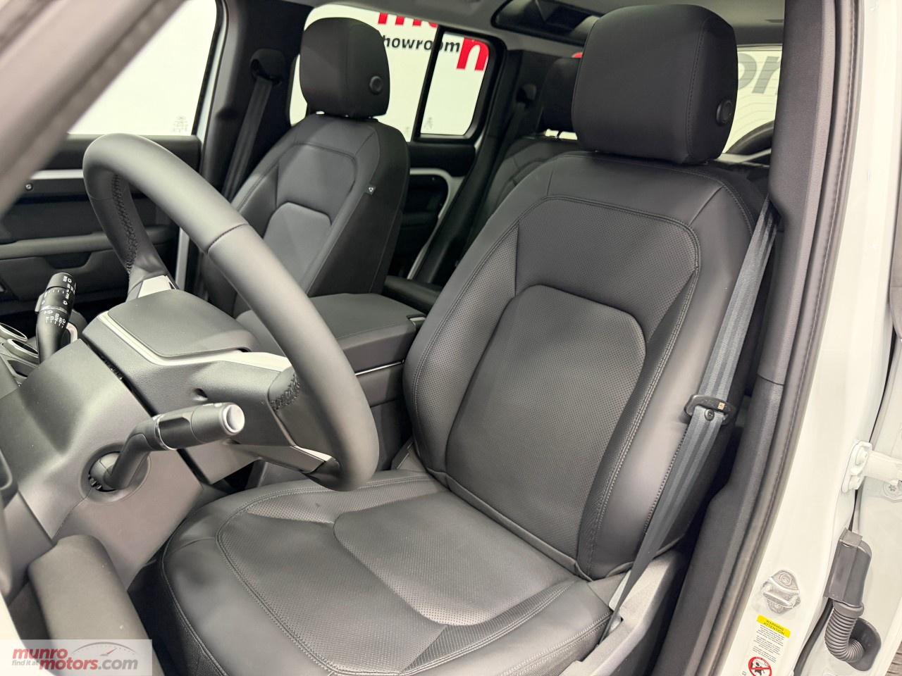 2025 Land Rover Defender 110 P300 S Photo