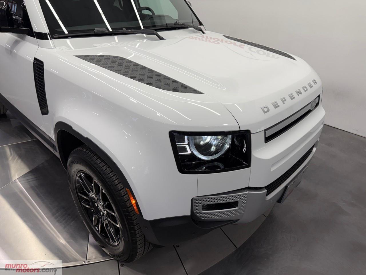 2025 Land Rover Defender 110 P300 S Photo