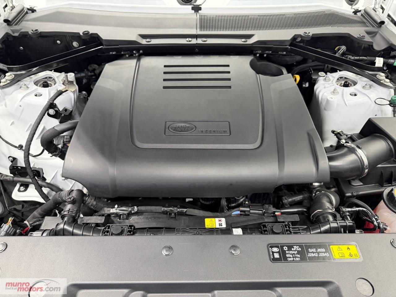 2025 Land Rover Defender 110 P300 S Photo