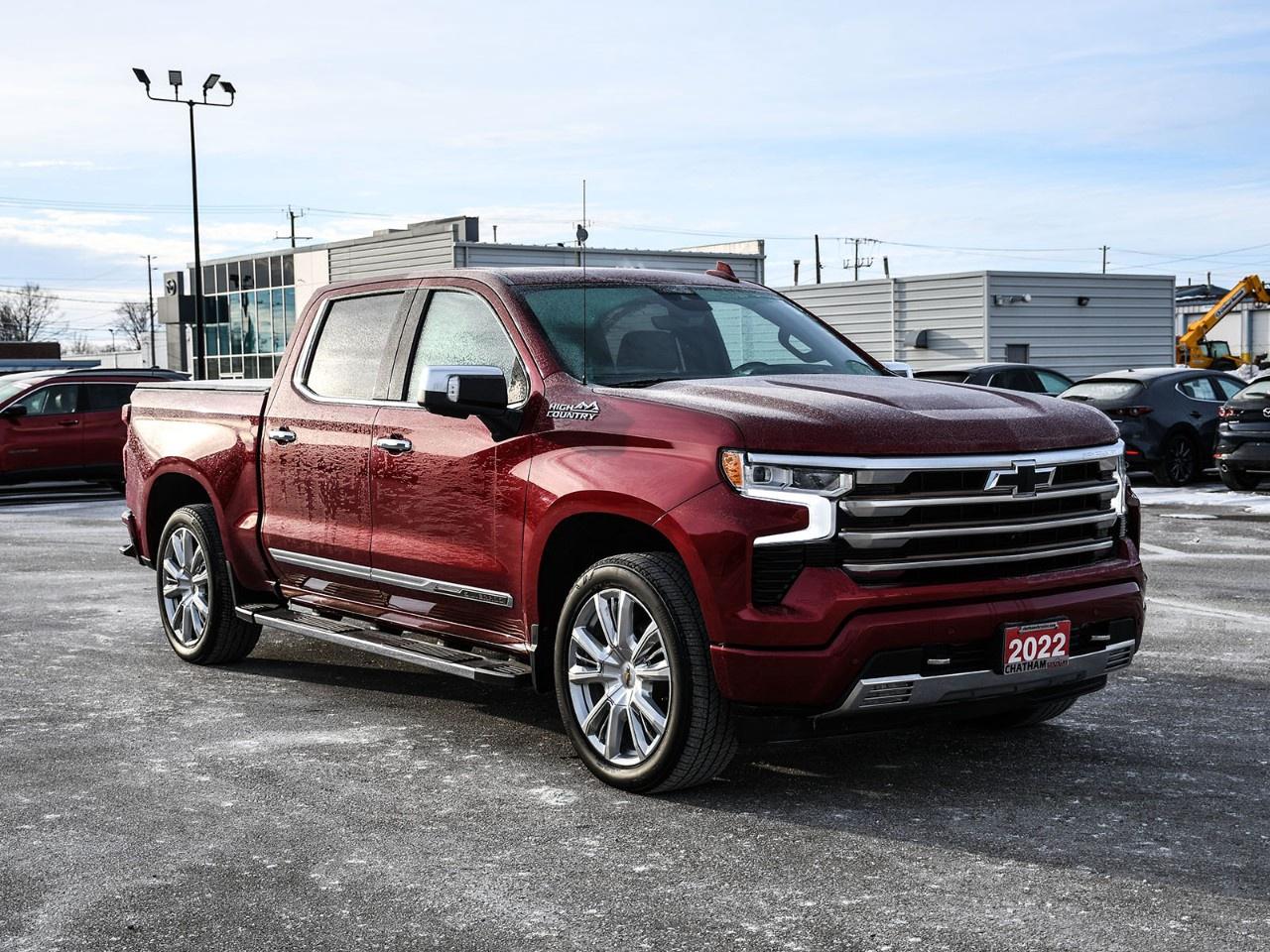 2022 Chevrolet Silverado 1500 Crew Cab Short Box 4-Wheel Drive High Country Photo3