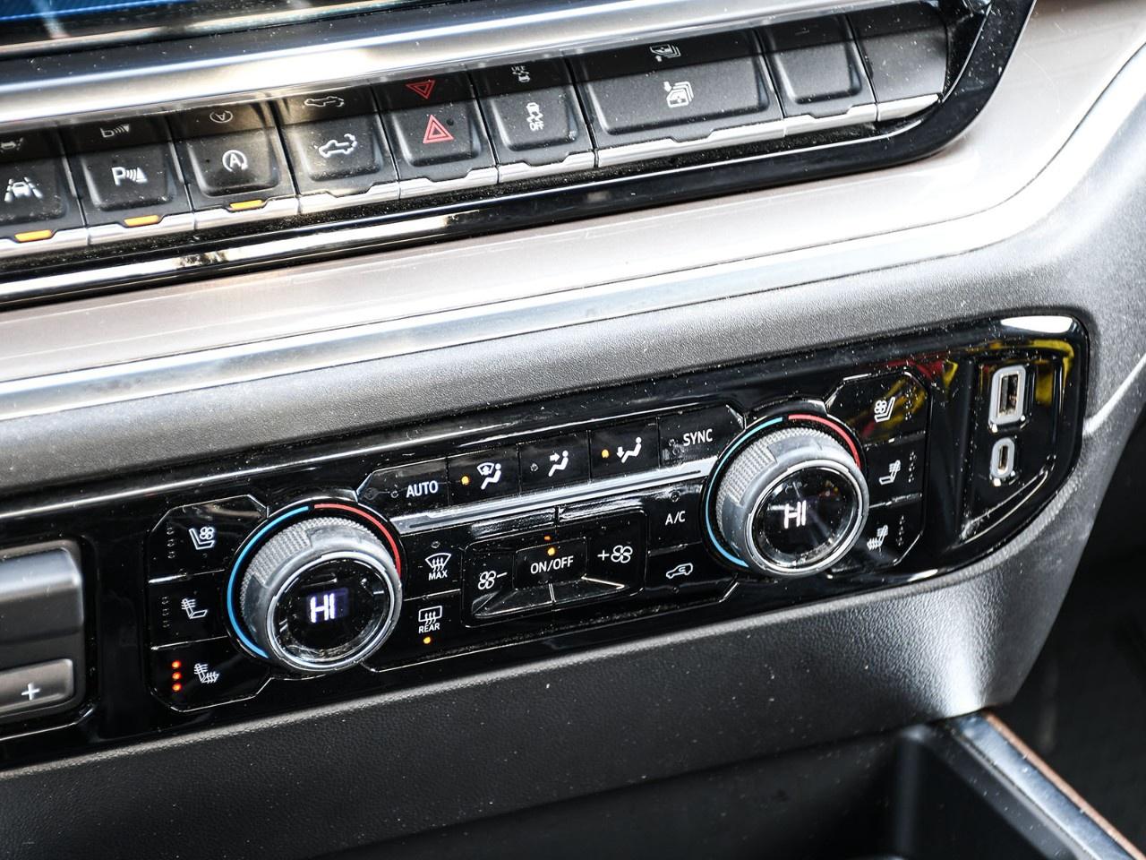 2022 Chevrolet Silverado 1500 Crew Cab Short Box 4-Wheel Drive High Country Photo