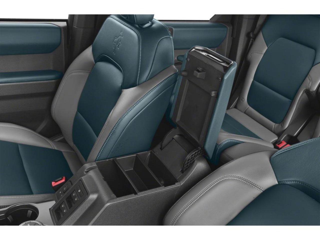 2024 Ford Bronco Outer Banks Photo