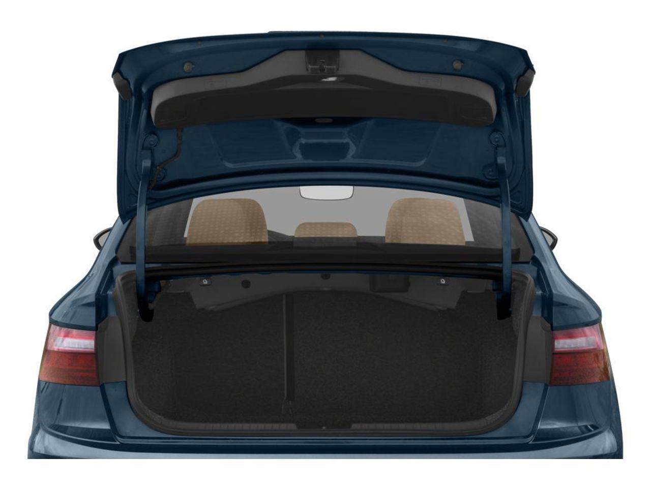 2021 Volkswagen Jetta Highline 6 SPEED MANUAL | FUEL EFFICIENT | R LINE Photo