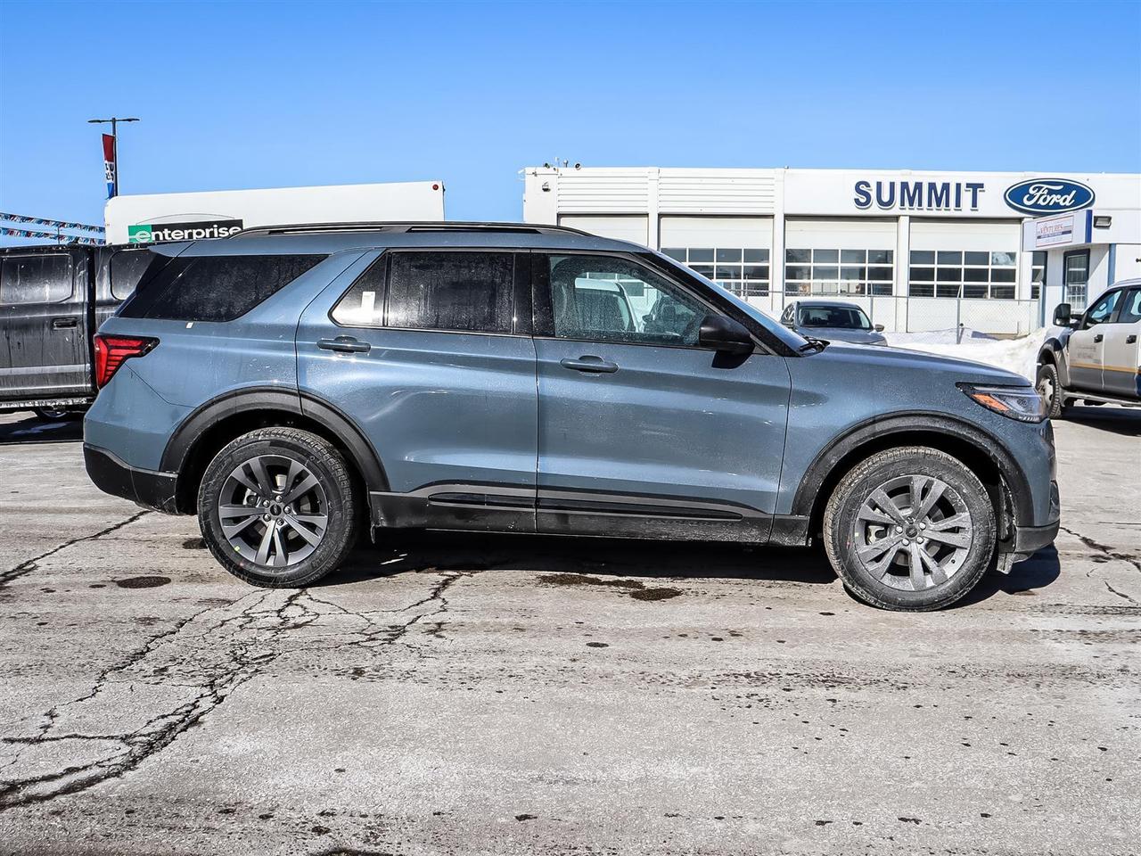2026 Ford Explorer Active Photo