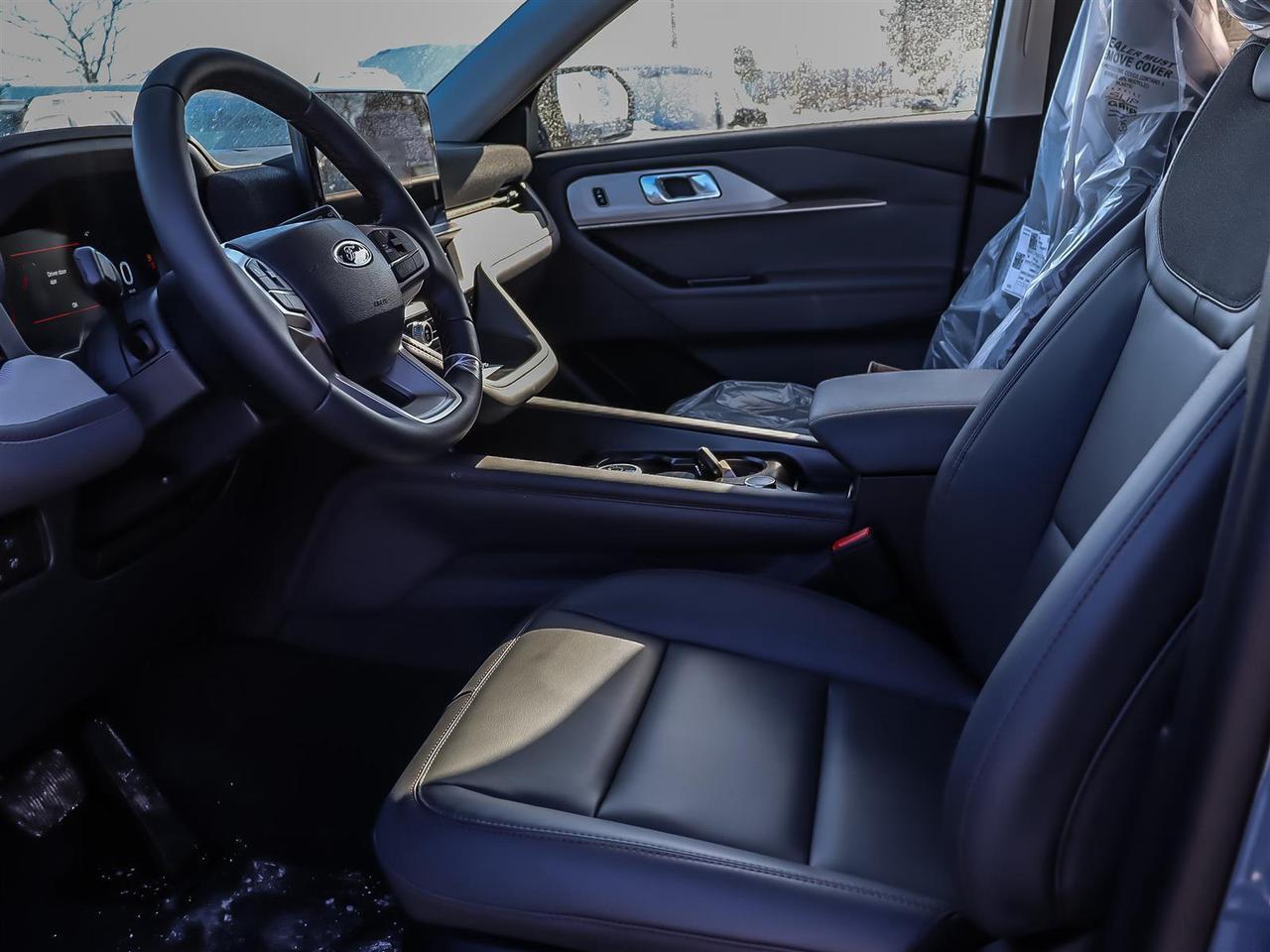 2026 Ford Explorer Active Photo