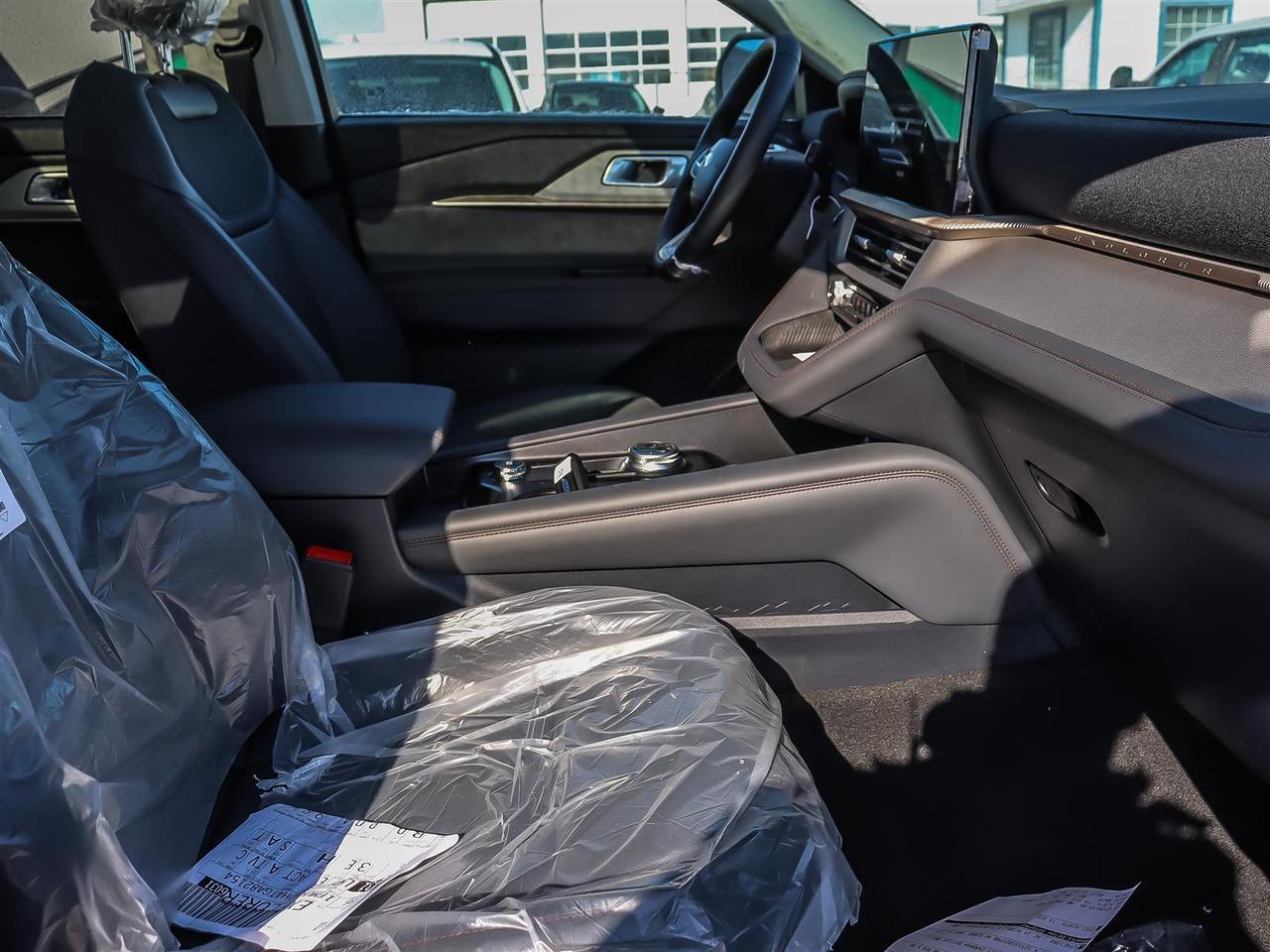 2026 Ford Explorer Active Photo