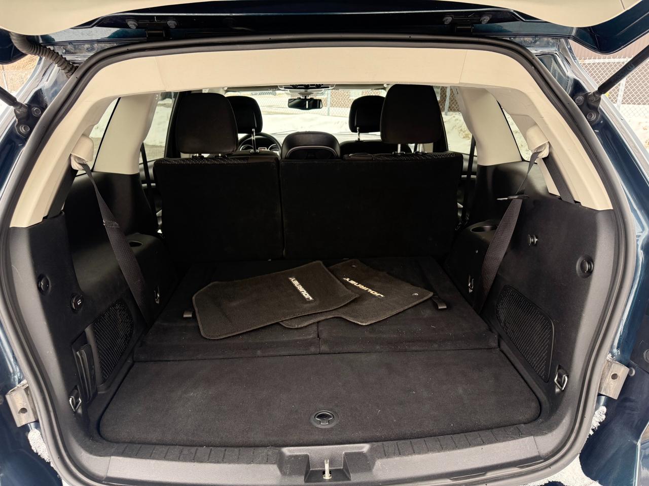 2015 Dodge Journey SXT 7 Passenger Photo