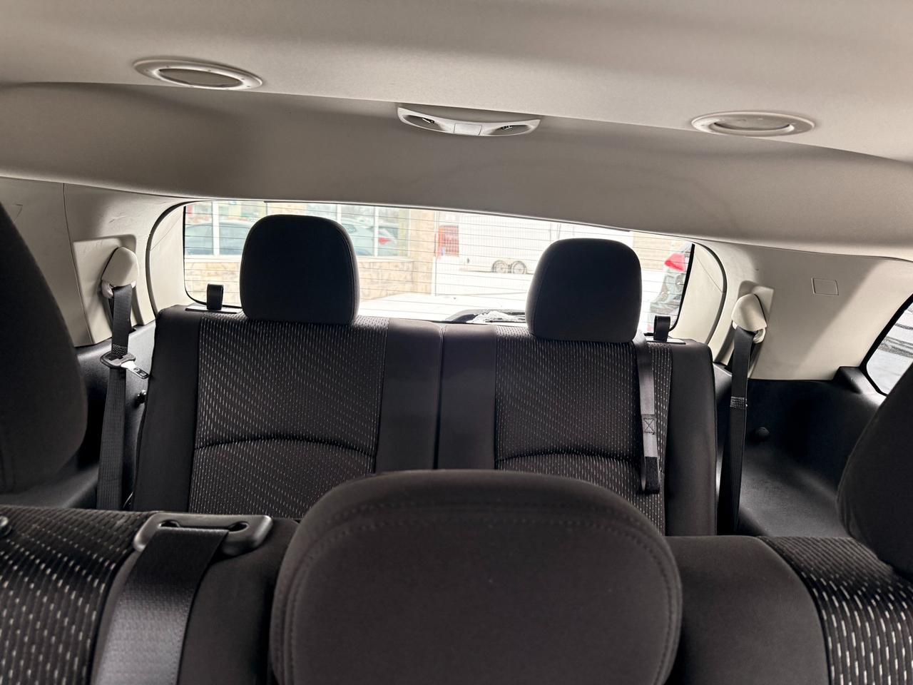 2015 Dodge Journey SXT 7 Passenger Photo