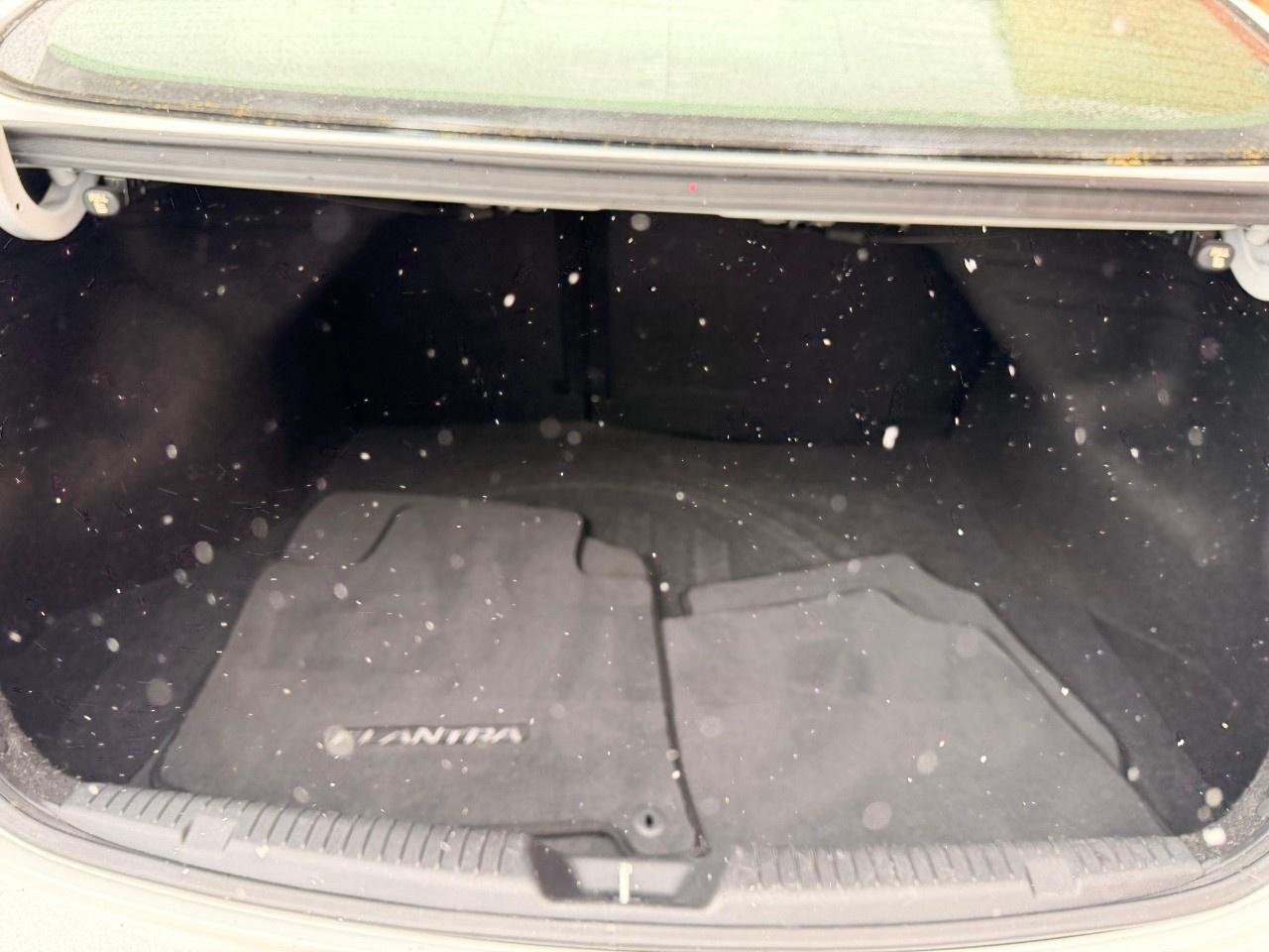 2015 Hyundai Elantra 4DR SDN AUTO GL Photo