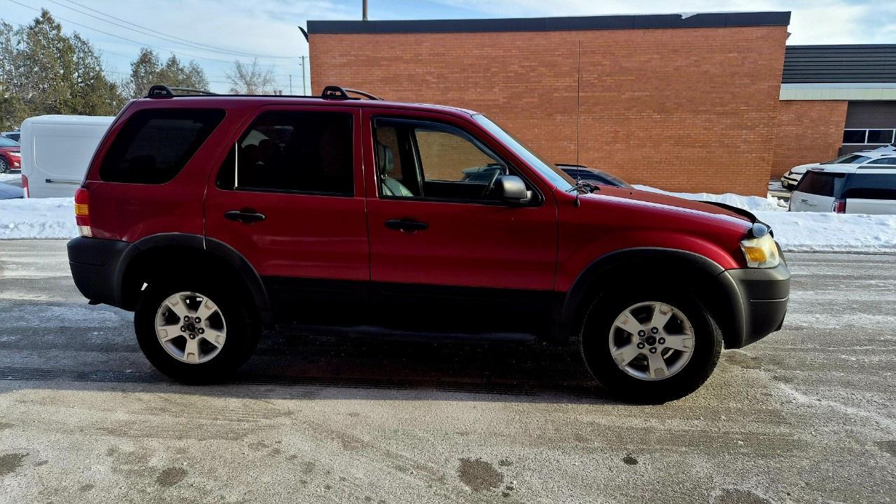 2006 Ford Escape 4dr XLT Auto FWD Photo