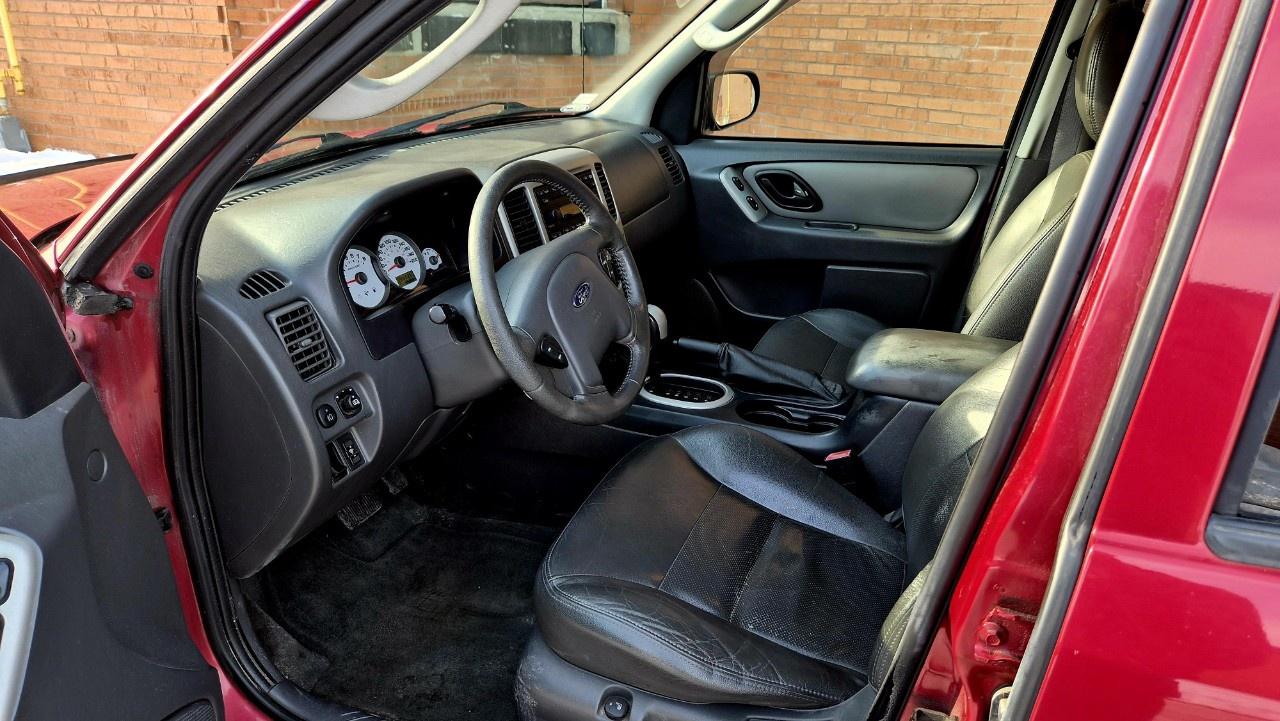 2006 Ford Escape 4dr XLT Auto FWD Photo