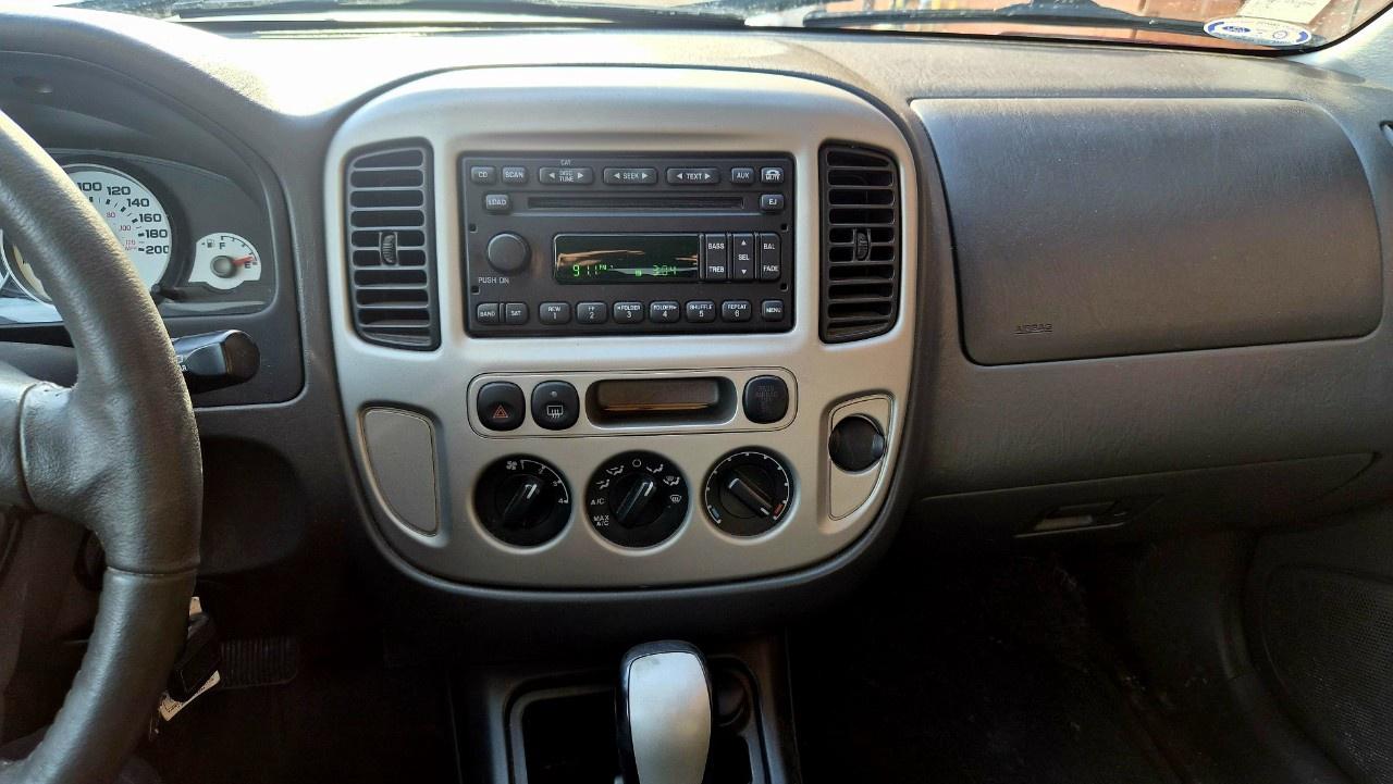 2006 Ford Escape 4dr XLT Auto FWD Photo