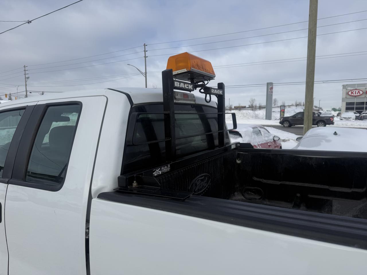 2009 Ford F-150 XL, LOW KMS, NEW SNOW PLOW, ONLY 68KMS, CERT Photo
