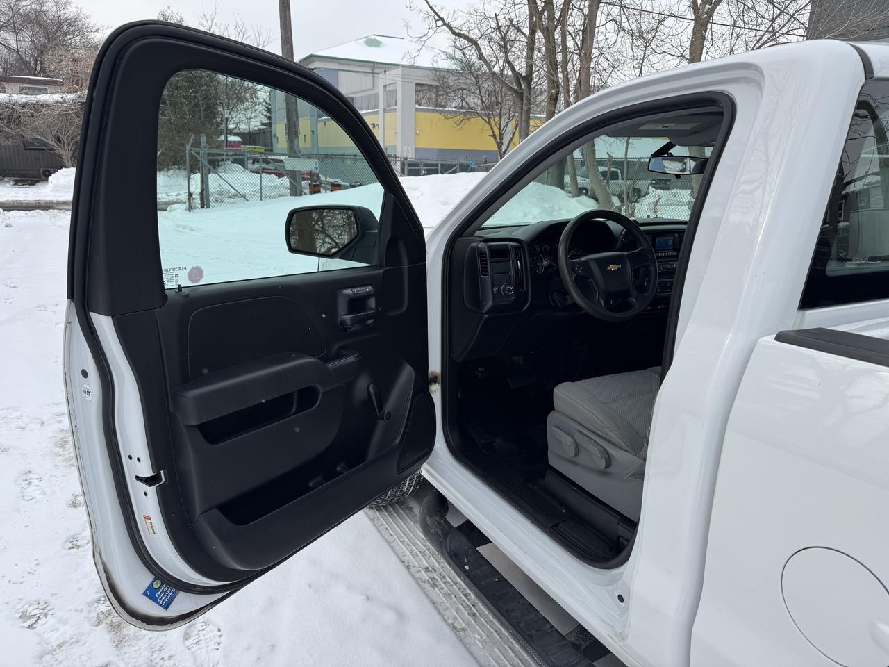 2014 Chevrolet Silverado 1500 LONGBOX V6 Photo