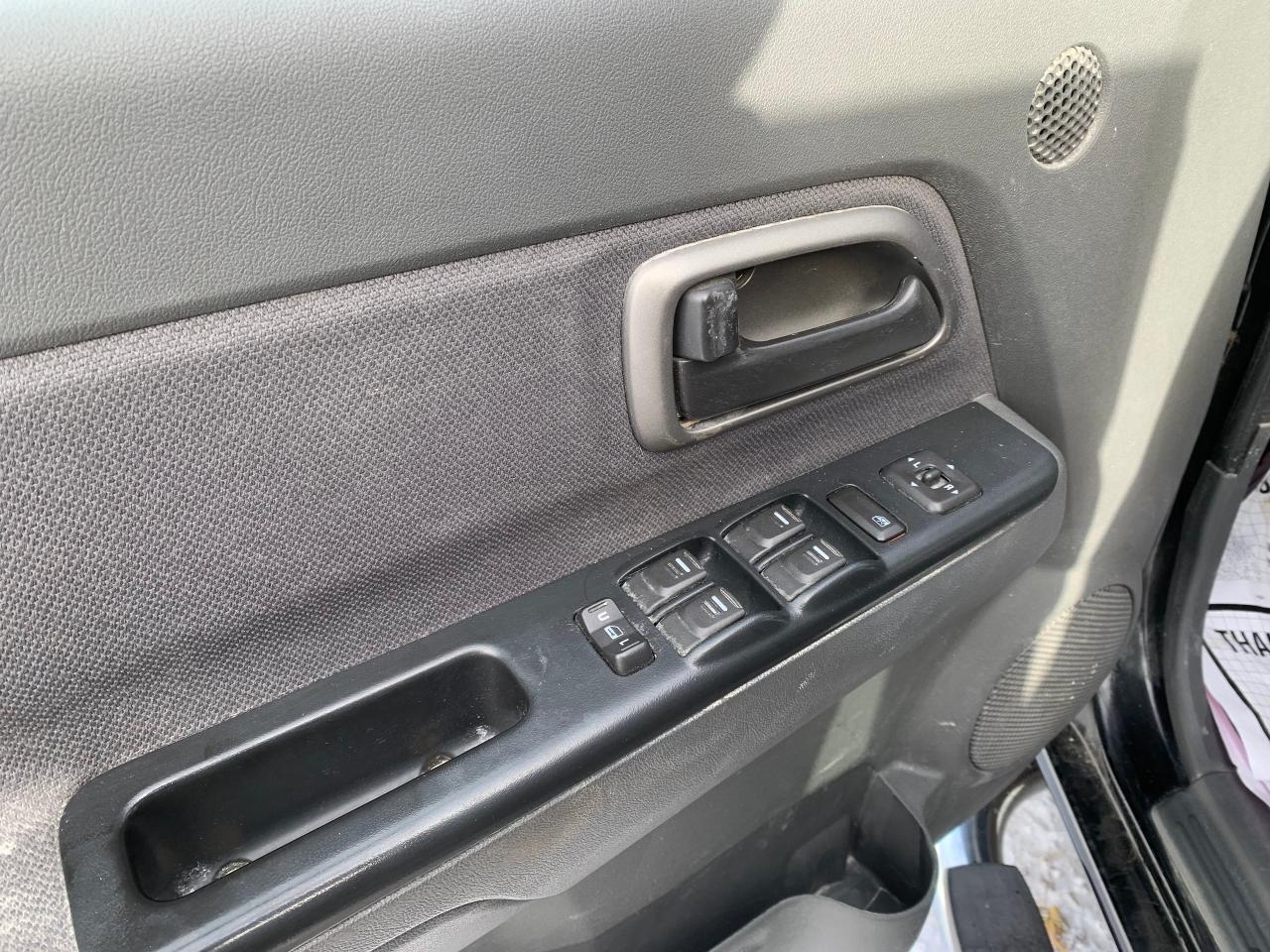 2005 Chevrolet Colorado 1SF LS Z71 Photo