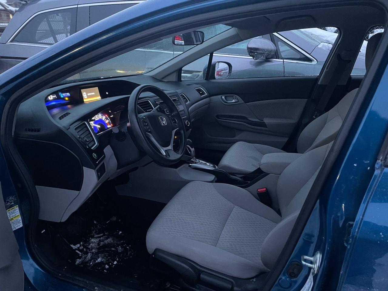 2015 Honda Civic LX *SAFETY, BACKUP CAM, HEATED SEATS, ECO MODE* Photo