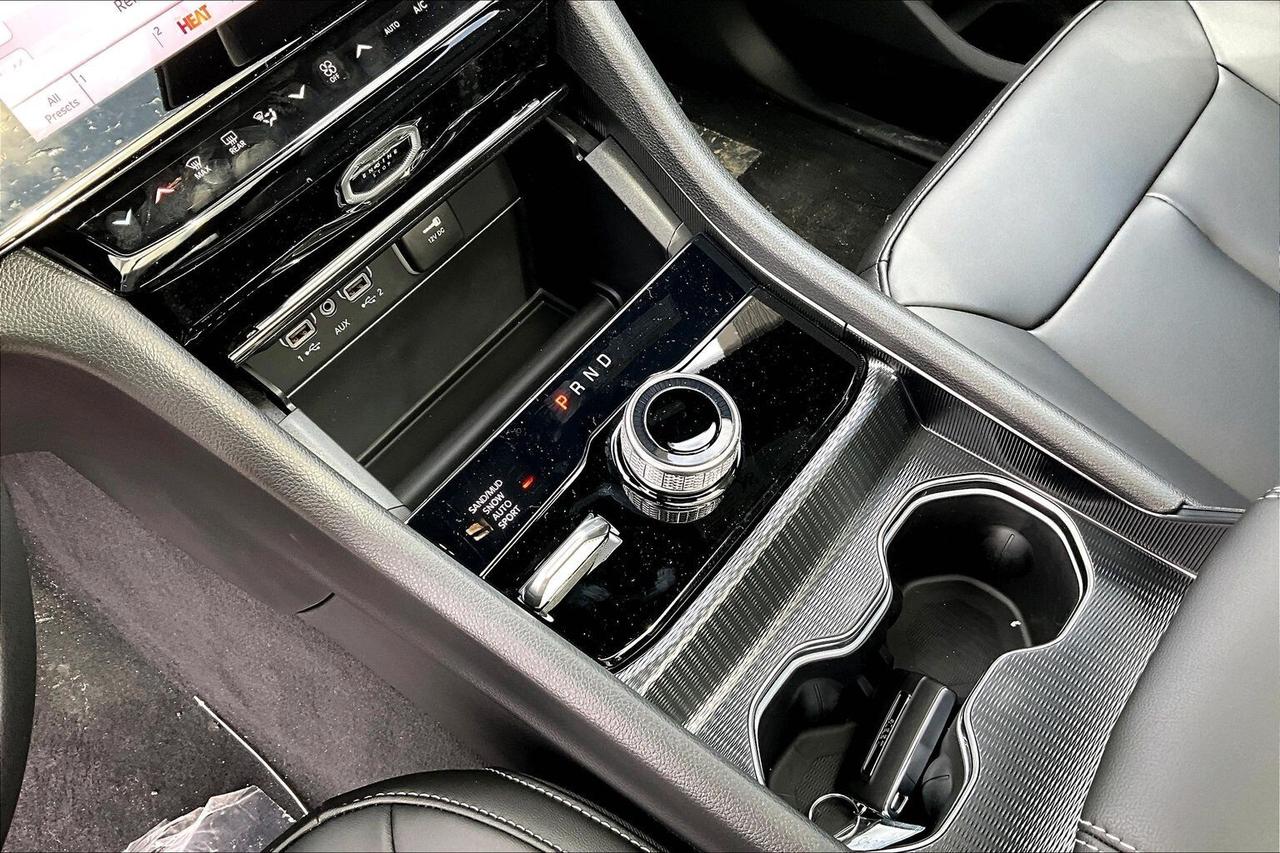 2026 Jeep Grand Cherokee LIMITED ALTITUDE | Pano Roof | Leather | Nav | 4x4 Photo