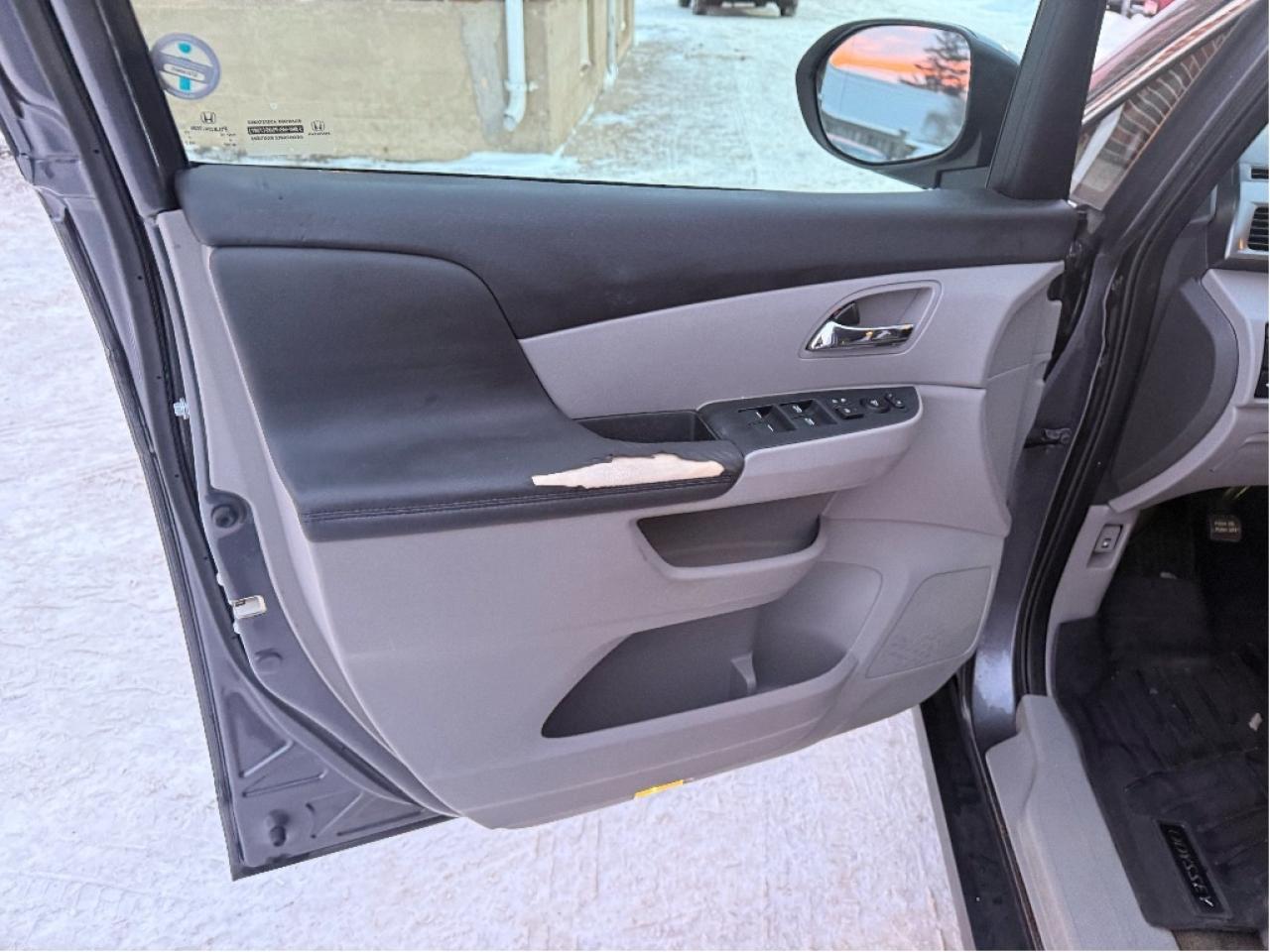 2015 Honda Odyssey EX-L w/Navi Photo