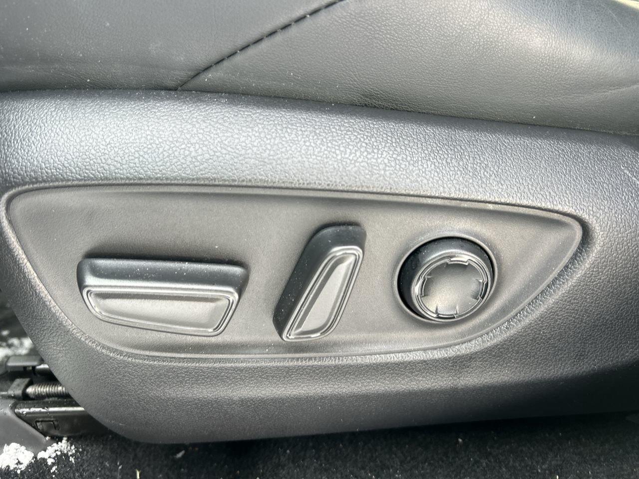 2022 Toyota Venza Venza Limited LOWEST IN THE MARKET|RARE Photo