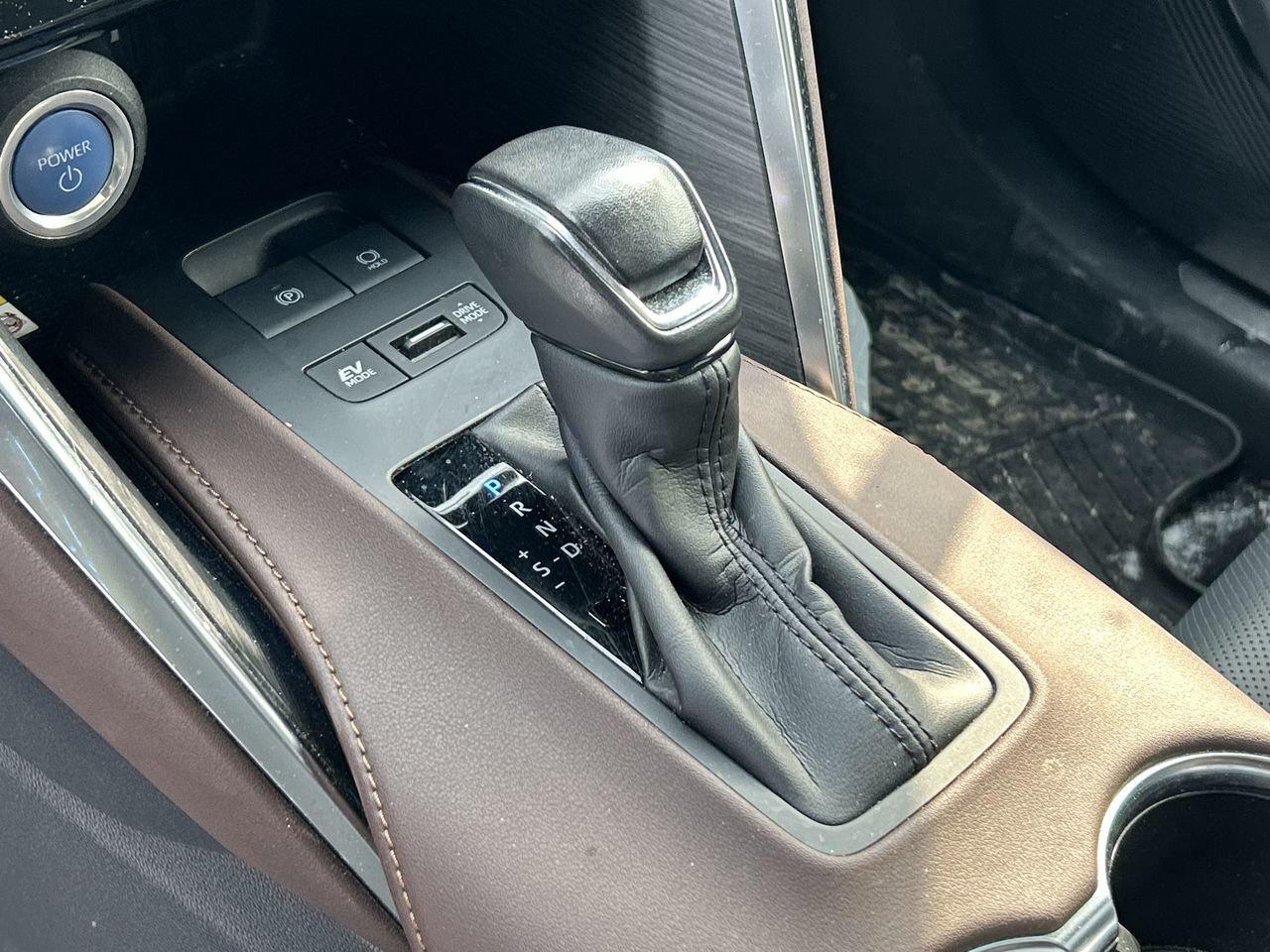 2022 Toyota Venza Venza Limited LOWEST IN THE MARKET|RARE Photo