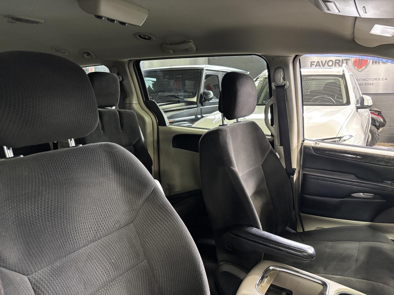 2016 Dodge Grand Caravan Crew|STOW&GO|V6|FLEXFUEL|7PASSENGER|HEATEDMIRRORS| Photo