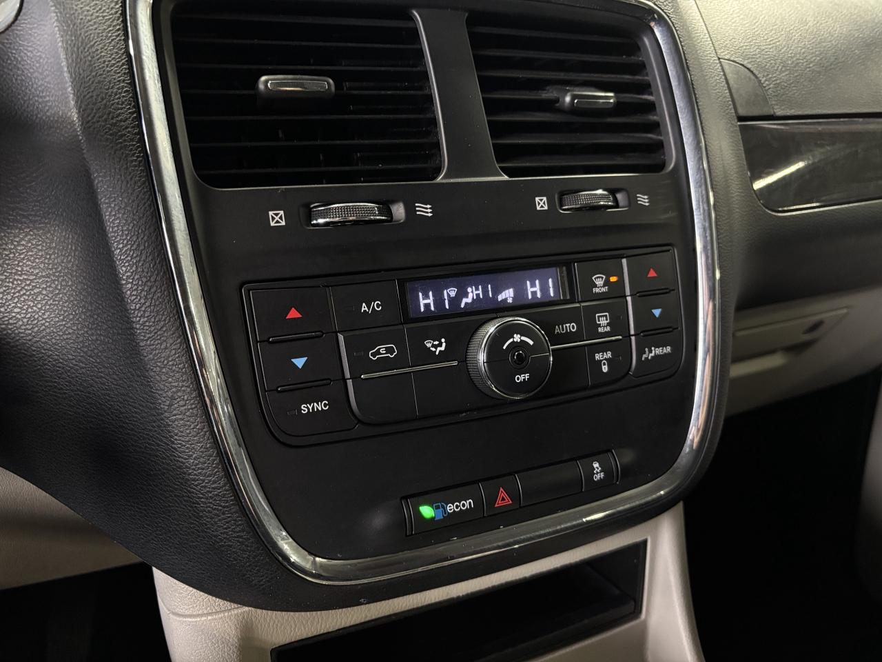 2016 Dodge Grand Caravan Crew|STOW&GO|V6|FLEXFUEL|7PASSENGER|HEATEDMIRRORS| Photo