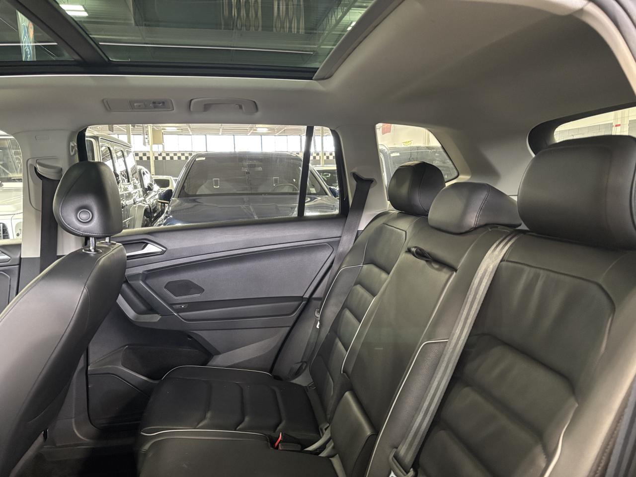 2018 Volkswagen Tiguan Highline|4MOTION|NAV|FENDERAUDIO|LEATHER|PANO|360| Photo