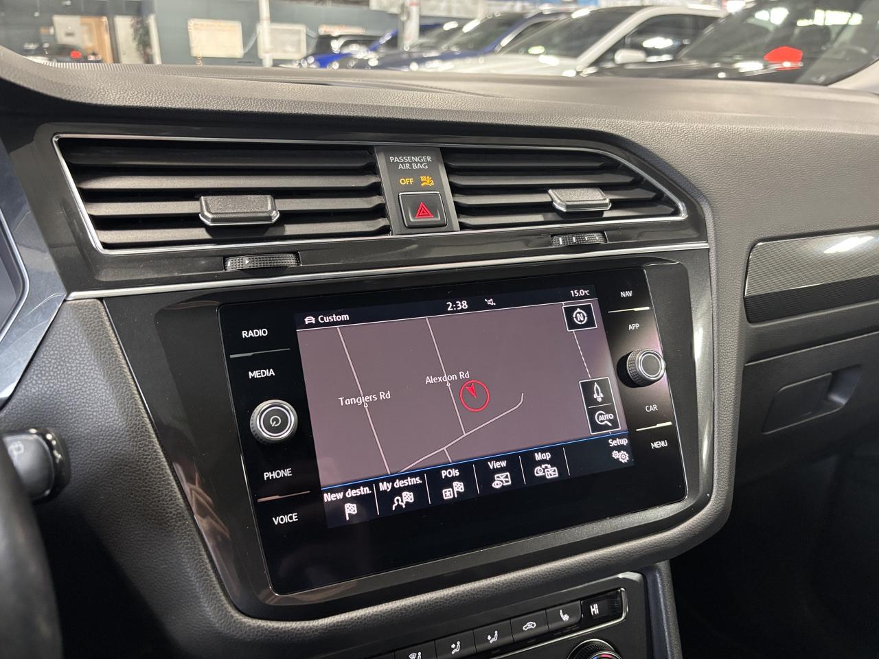 2018 Volkswagen Tiguan Highline|4MOTION|NAV|FENDERAUDIO|LEATHER|PANO|360| Photo