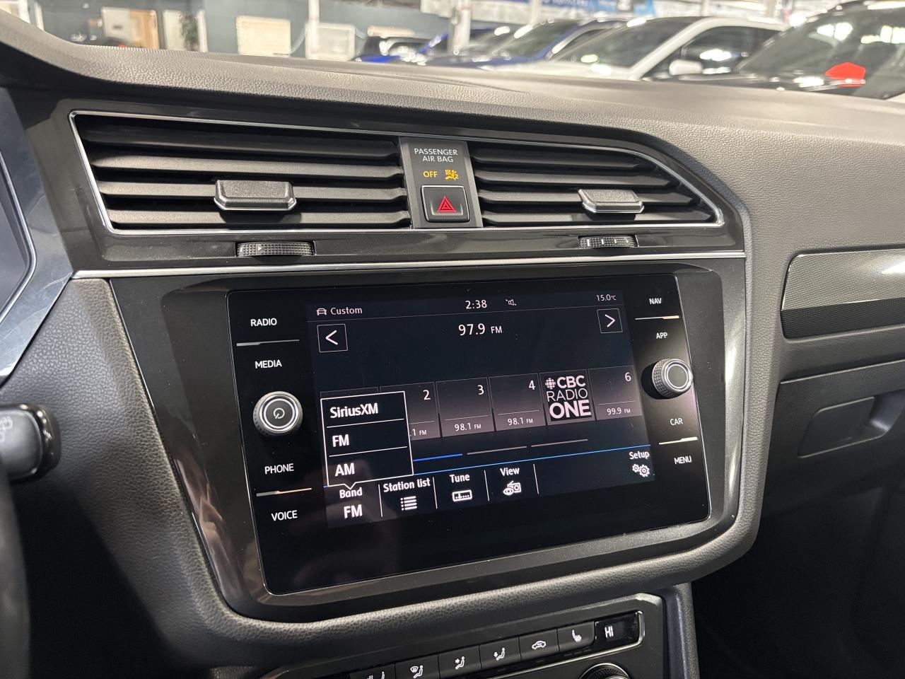 2018 Volkswagen Tiguan Highline|4MOTION|NAV|FENDERAUDIO|LEATHER|PANO|360| Photo