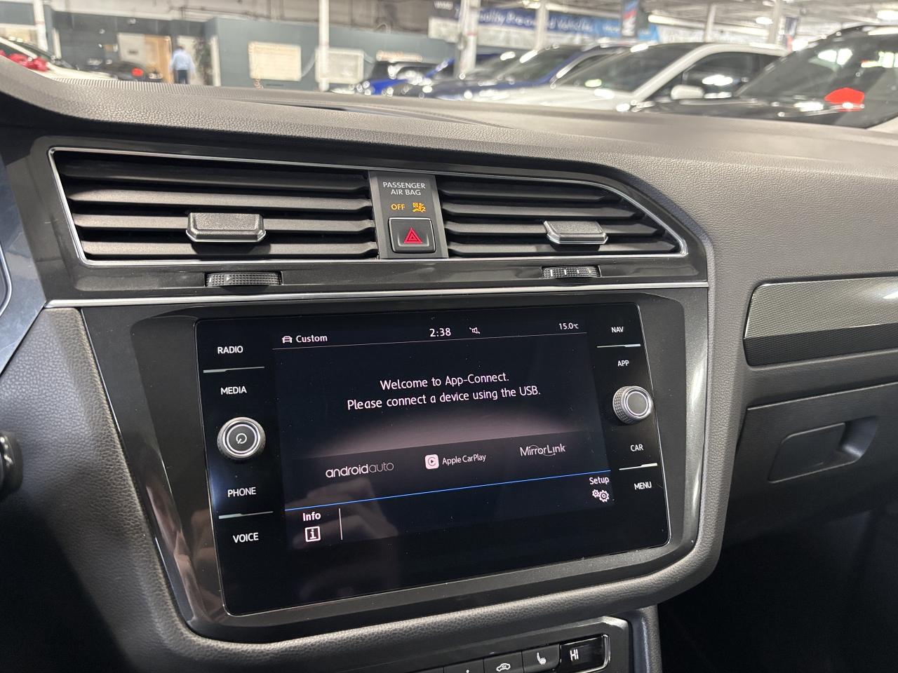 2018 Volkswagen Tiguan Highline|4MOTION|NAV|FENDERAUDIO|LEATHER|PANO|360| Photo