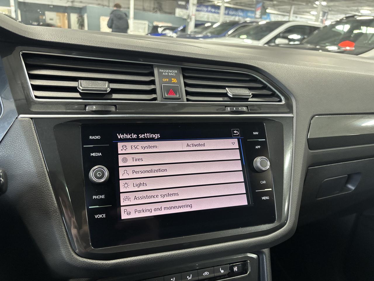 2018 Volkswagen Tiguan Highline|4MOTION|NAV|FENDERAUDIO|LEATHER|PANO|360| Photo