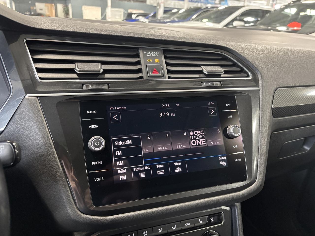 2018 Volkswagen Tiguan Highline|4MOTION|NAV|FENDERAUDIO|LEATHER|PANO|360| Photo