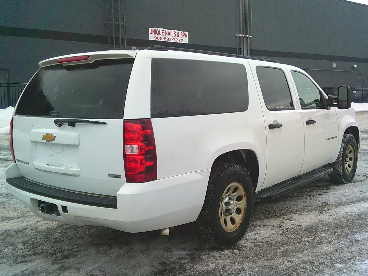 2012 Chevrolet Suburban 2WD 4dr 1500 Commercial Photo