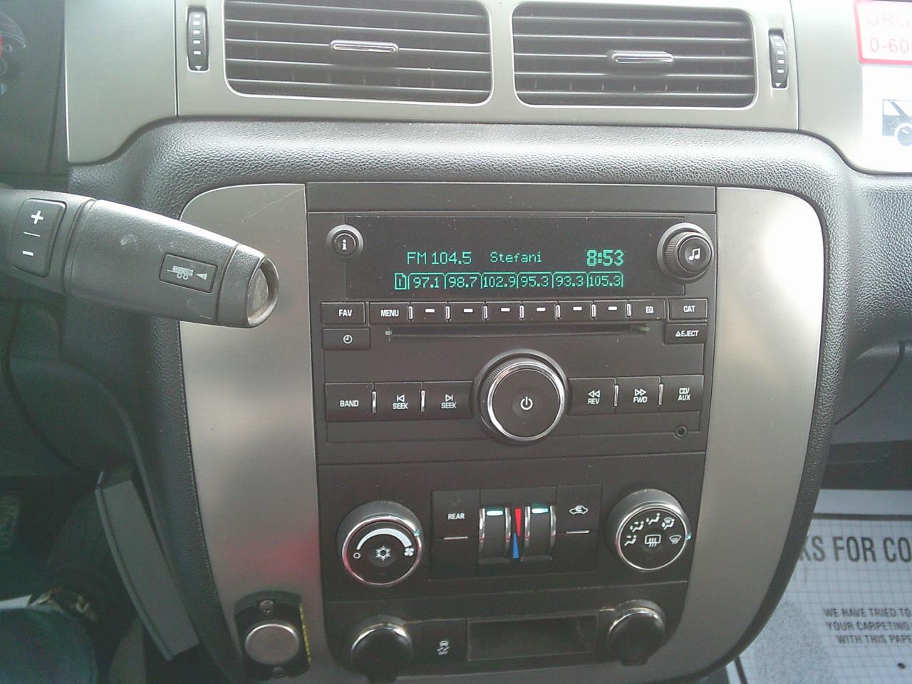 2012 Chevrolet Suburban 2WD 4dr 1500 Commercial Photo