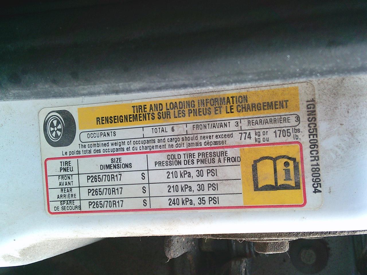 2012 Chevrolet Suburban 2WD 4dr 1500 Commercial Photo