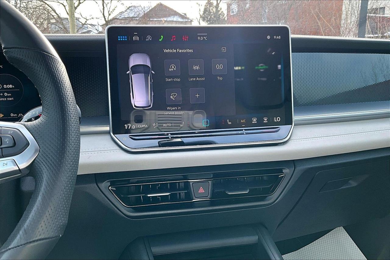 2026 Volkswagen Tiguan Comfortline R Line Black Edition AWD Photo