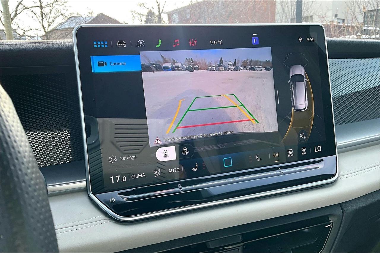 2026 Volkswagen Tiguan Comfortline R Line Black Edition AWD Photo