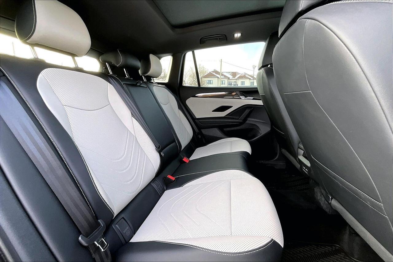 2026 Volkswagen Tiguan Comfortline R Line Black Edition AWD Photo